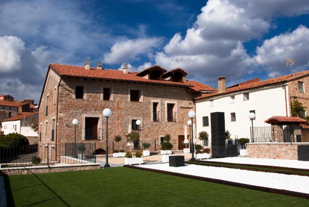 Hotel Palacio Ivan Tarin Monteagudo del Castillo Eksteriør billede